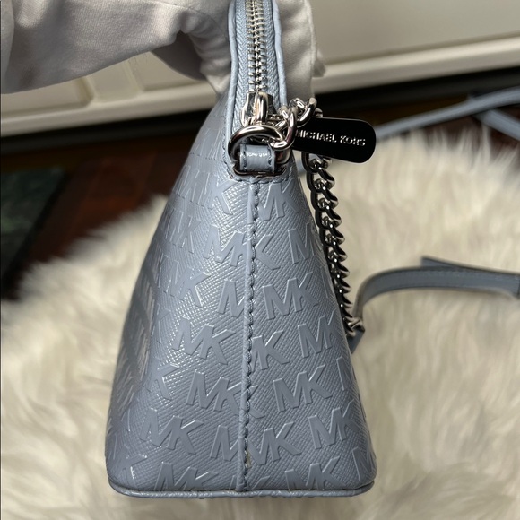 Michael Kors Light Blue Jet Set Travel Medium Signature Logo Dome Crossbody Bag - Picture 4 of 17